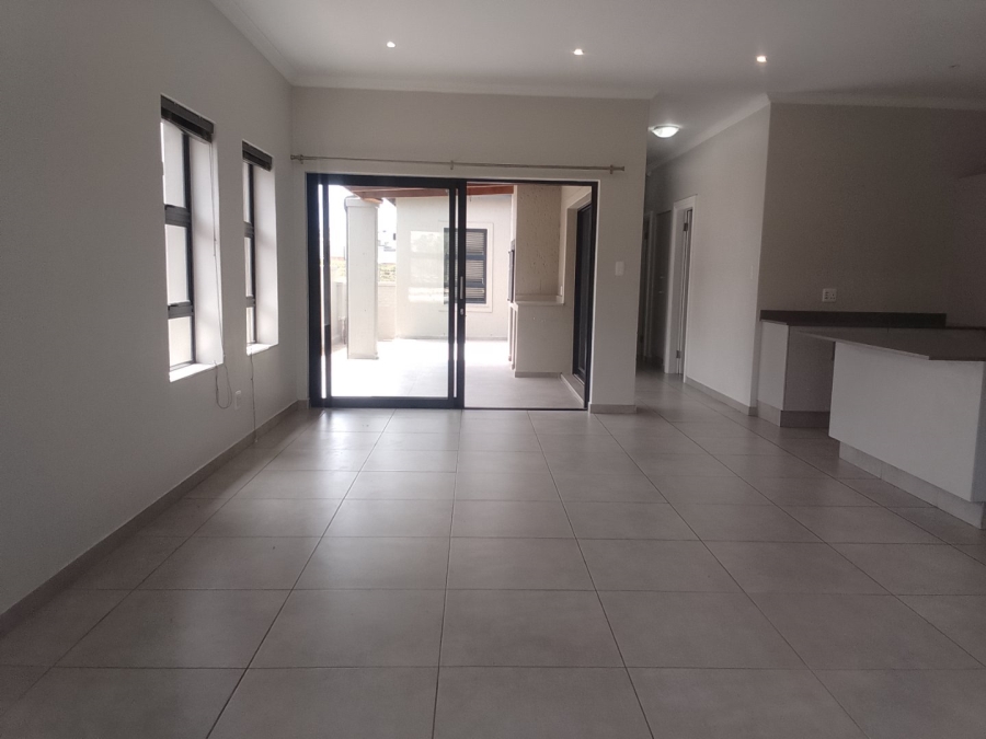 To Let 3 Bedroom Property for Rent in Blue Mountain Village Western Cape